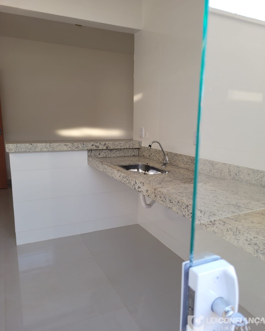 Apartamento à venda com 2 quartos, 52m² - Foto 10