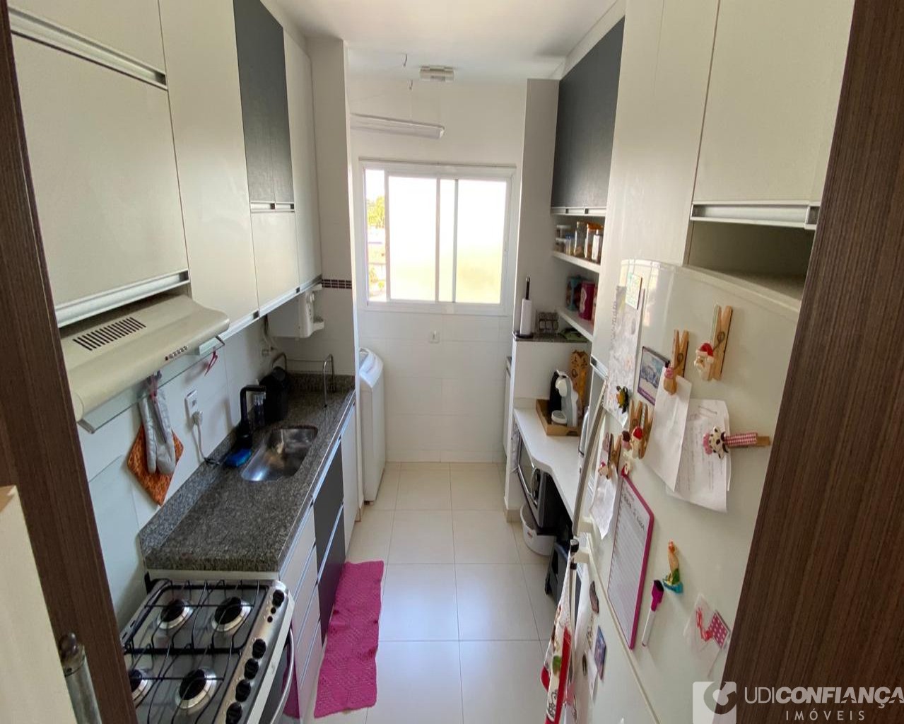 Apartamento à venda com 3 quartos, 75m² - Foto 11