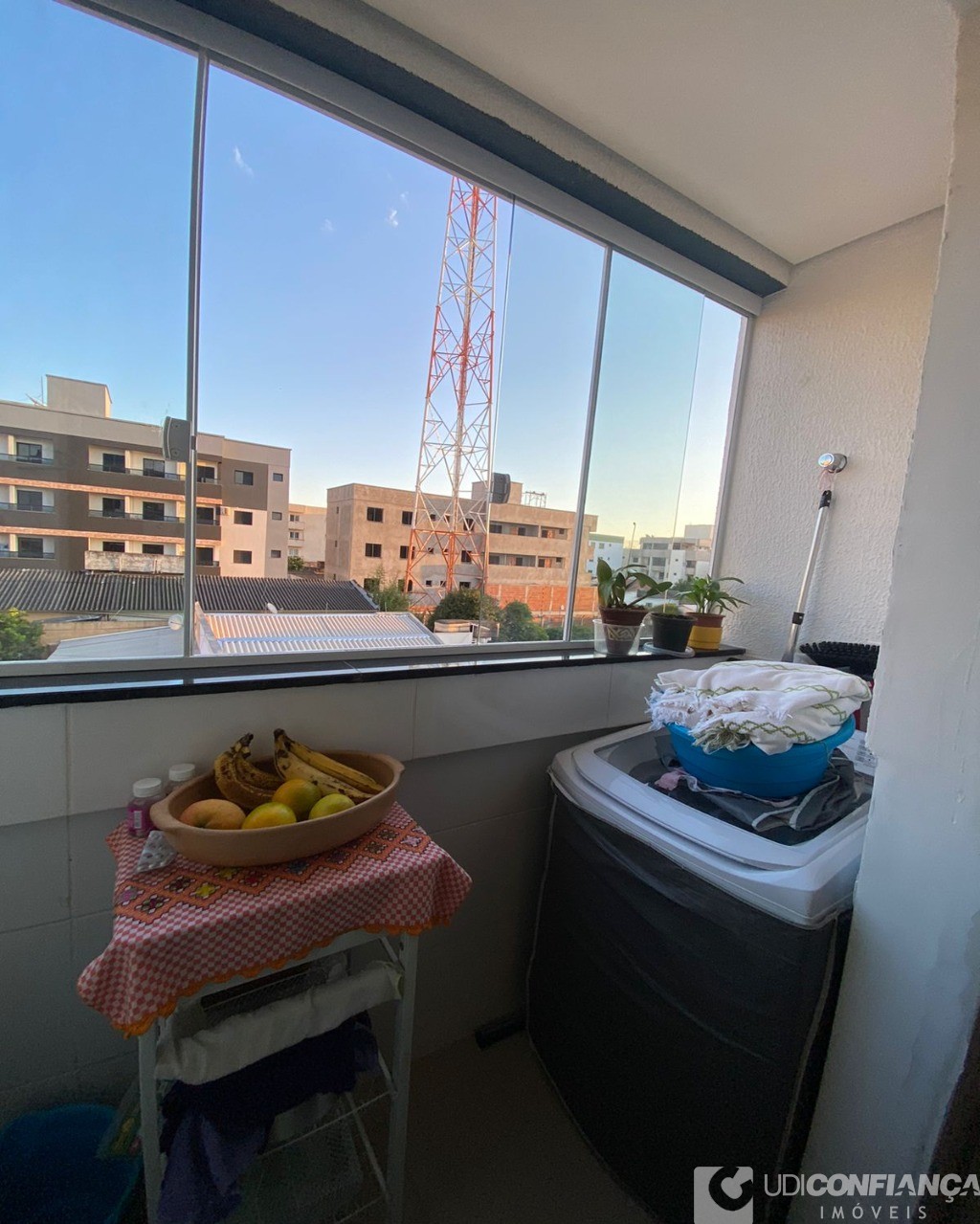 Apartamento à venda com 2 quartos, 56m² - Foto 3