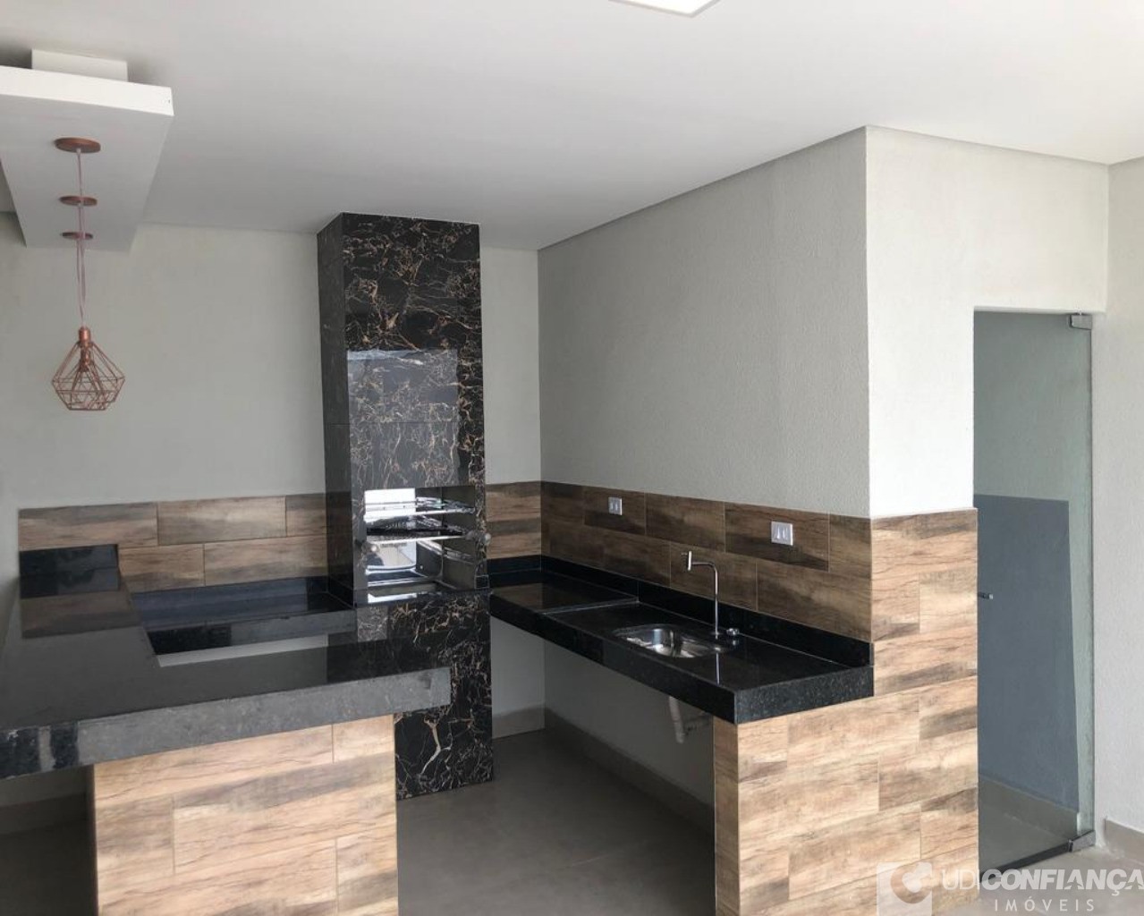 Casa à venda com 3 quartos, 220m² - Foto 19