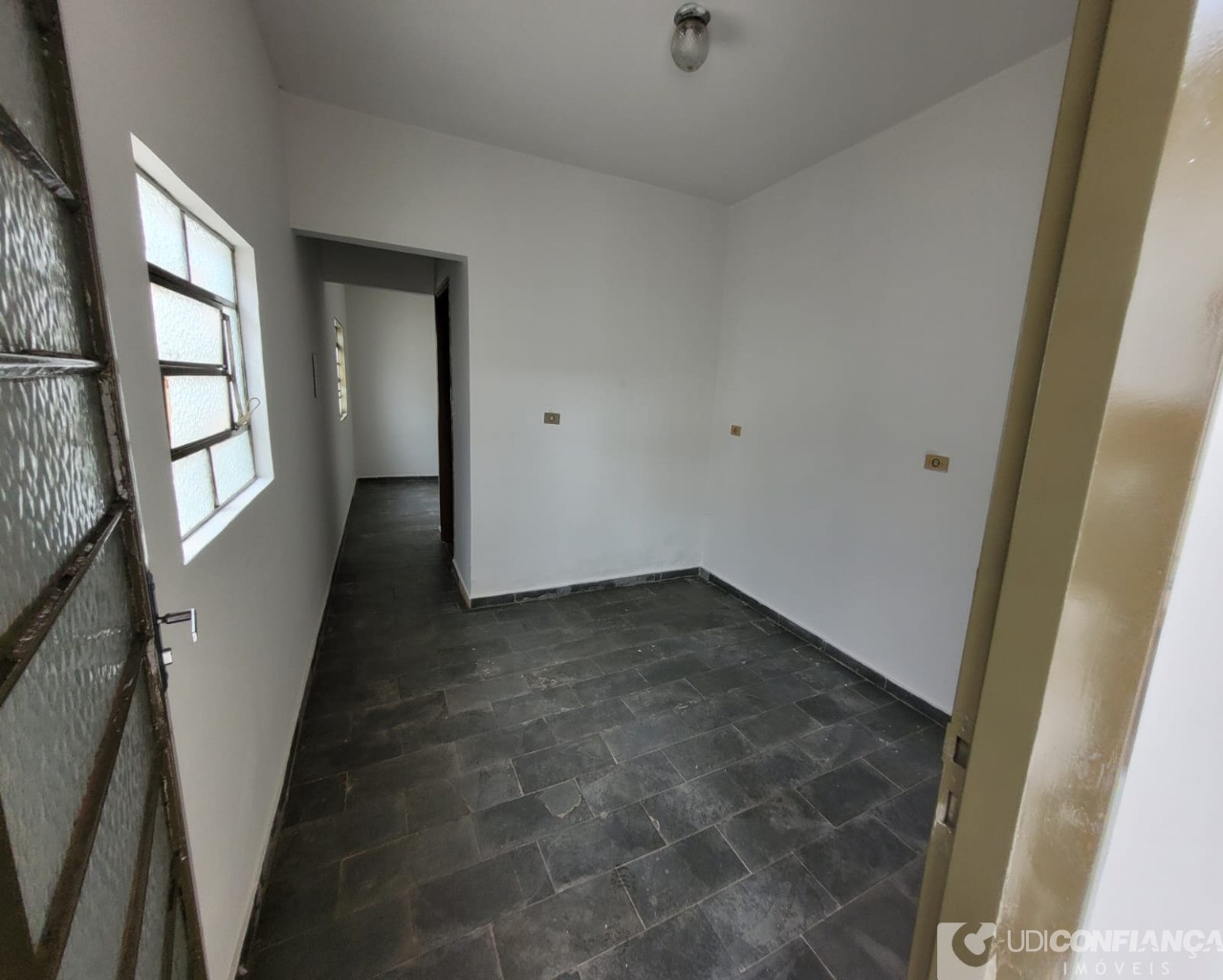 Casa à venda com 4 quartos, 230m² - Foto 23