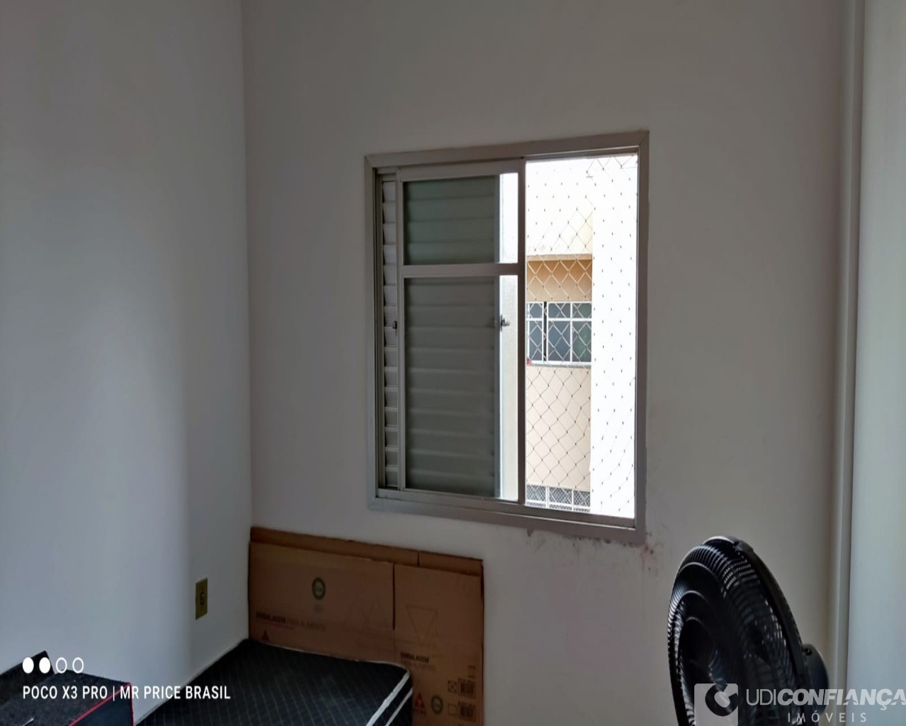 Apartamento à venda com 2 quartos, 57m² - Foto 3