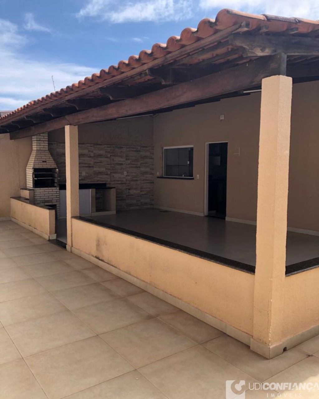 Casa à venda com 4 quartos, 186m² - Foto 14