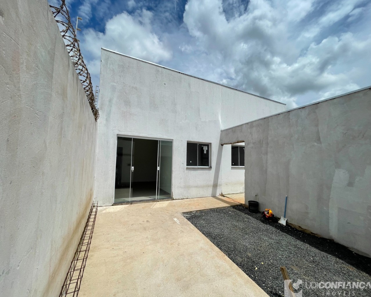 Casa à venda com 2 quartos, 59m² - Foto 10