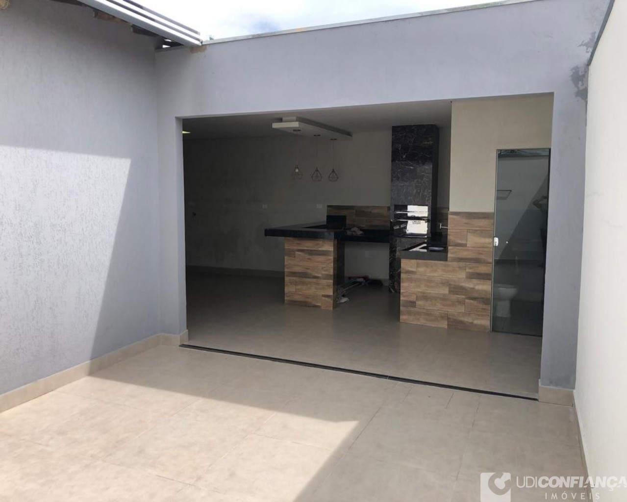 Casa à venda com 3 quartos, 220m² - Foto 14