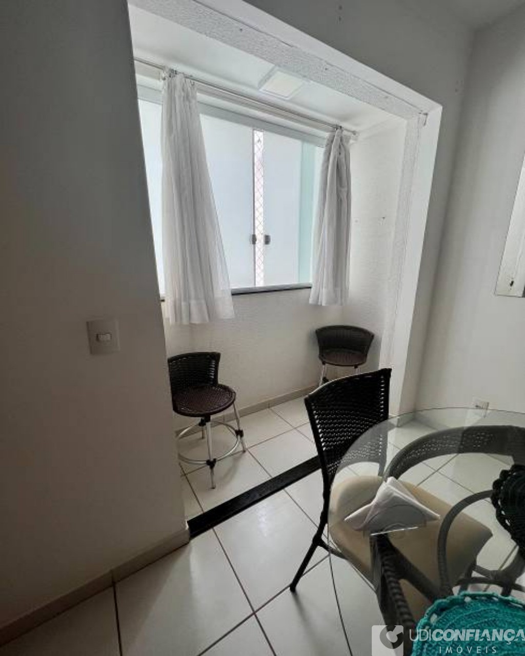 Apartamento à venda com 3 quartos, 80m² - Foto 4