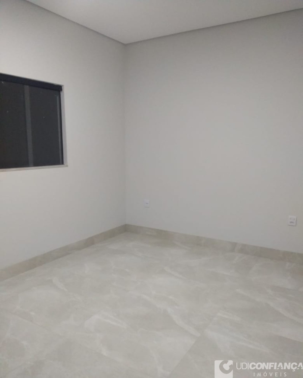 Casa à venda com 3 quartos, 200m² - Foto 13