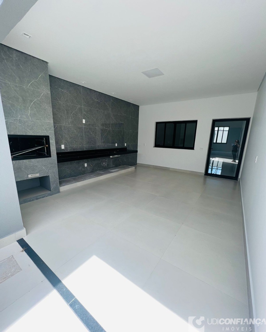 Casa à venda com 2 quartos, 250m² - Foto 6