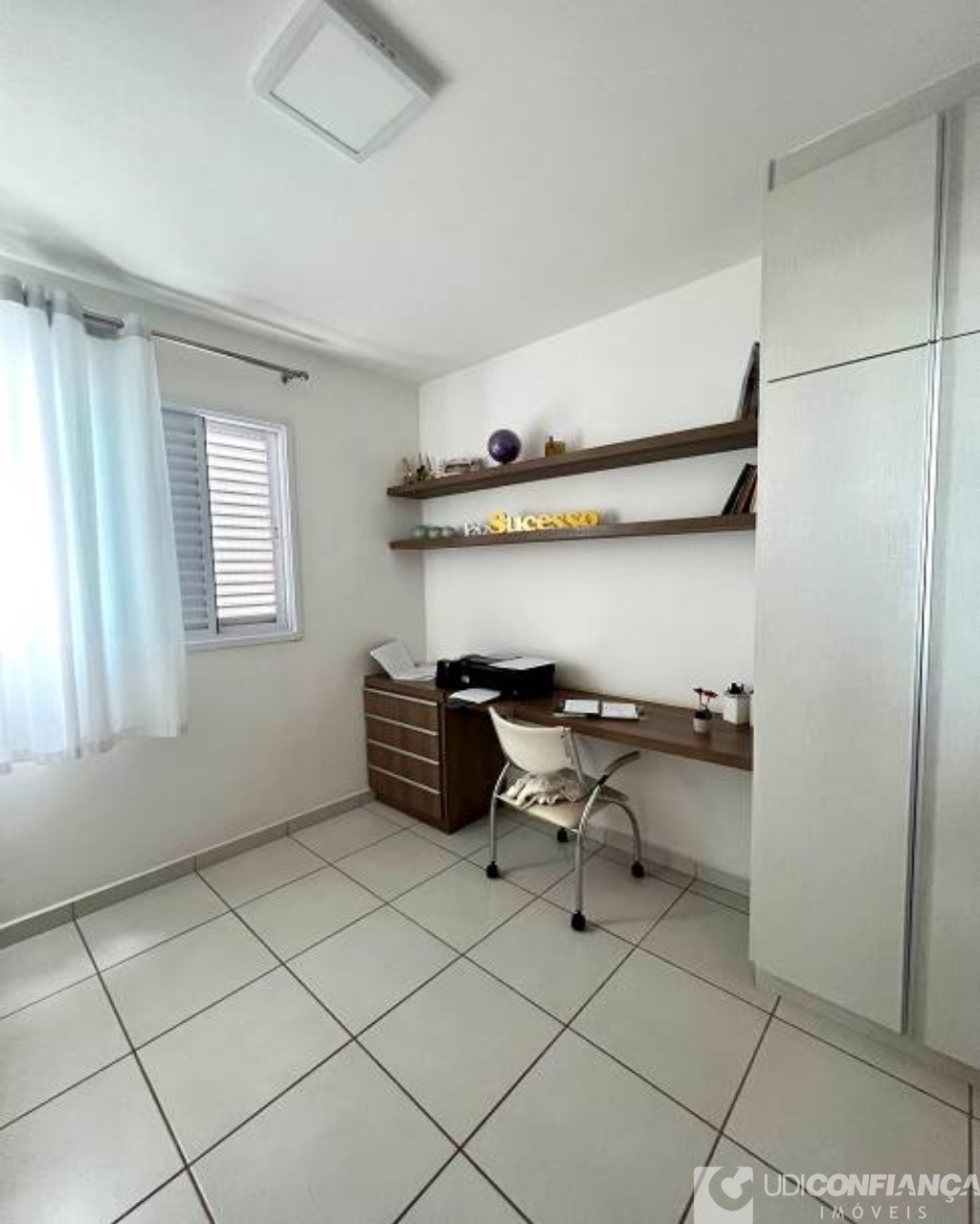 Apartamento à venda com 3 quartos, 80m² - Foto 6