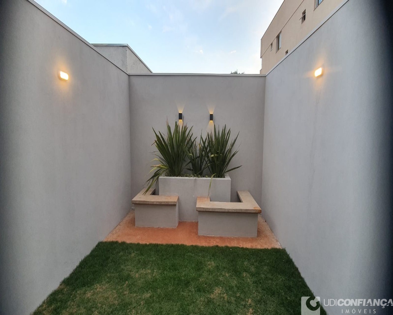 Casa à venda com 3 quartos, 125m² - Foto 16