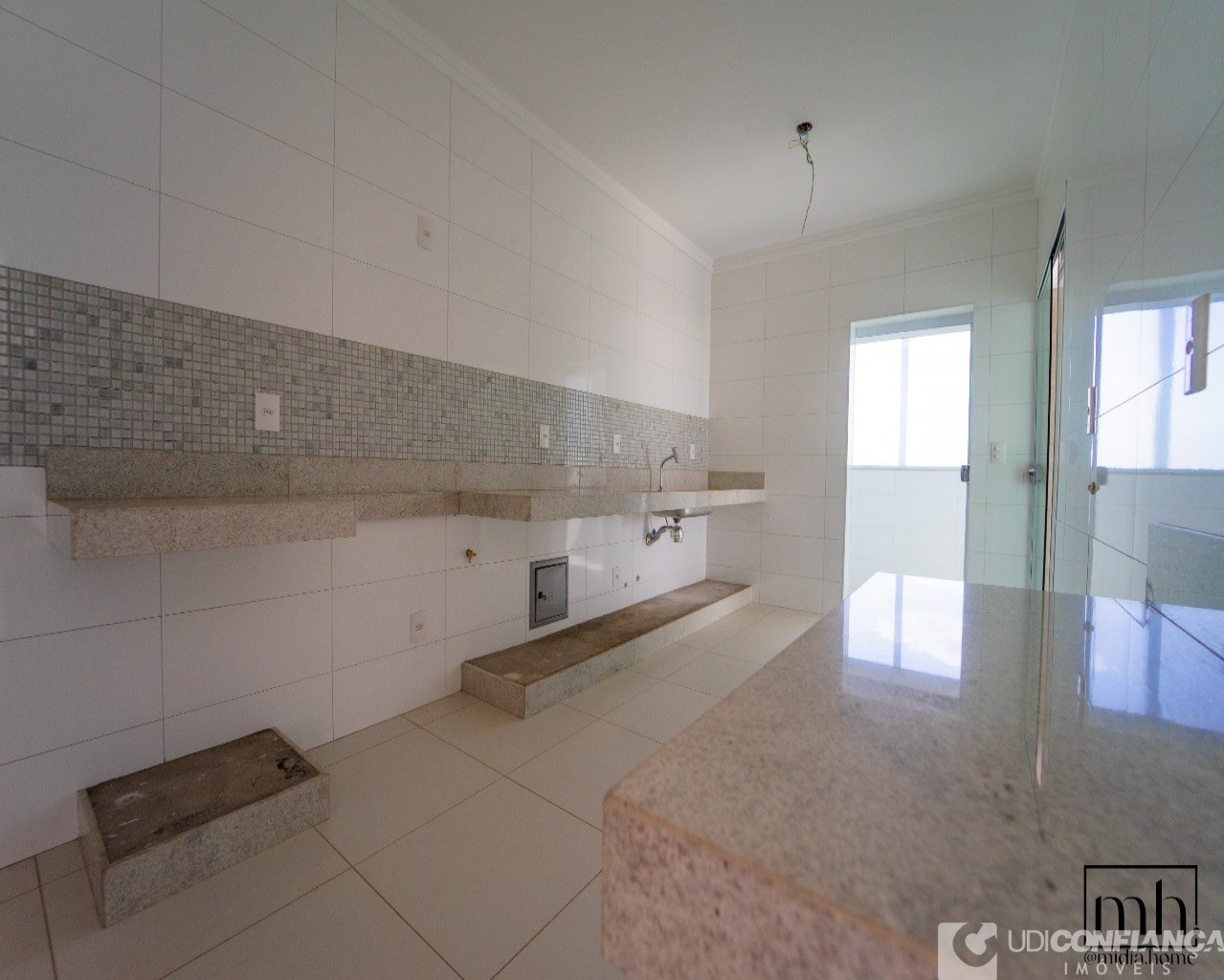 Apartamento à venda com 3 quartos, 146m² - Foto 13