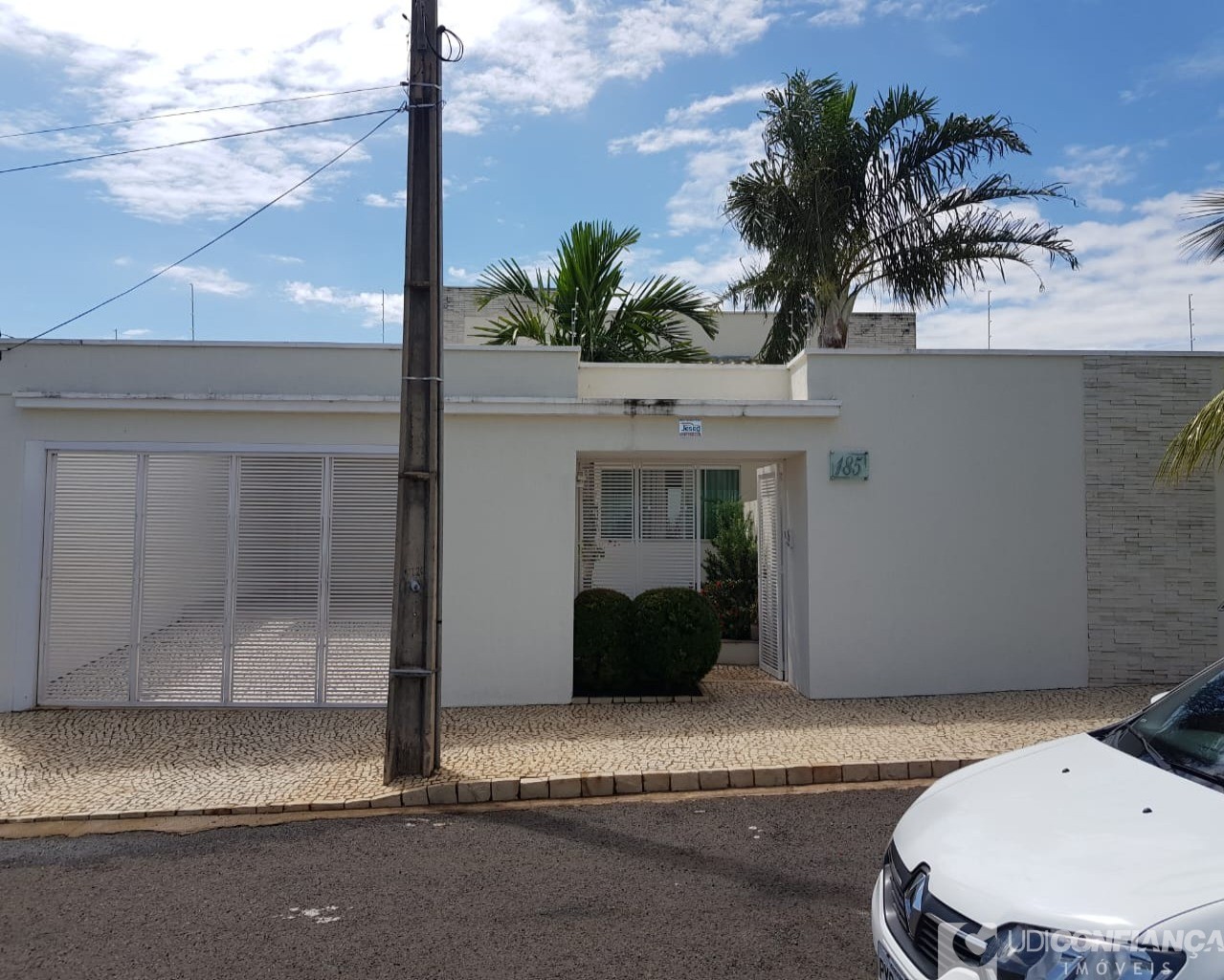 Casa à venda com 4 quartos, 250m² - Foto 9