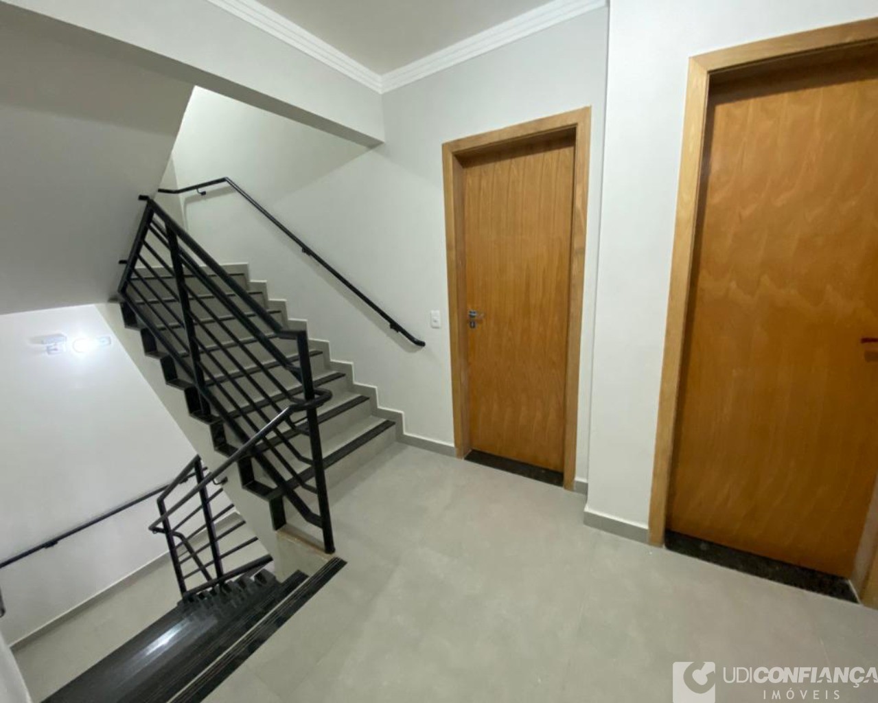 Apartamento à venda com 2 quartos, 50m² - Foto 13