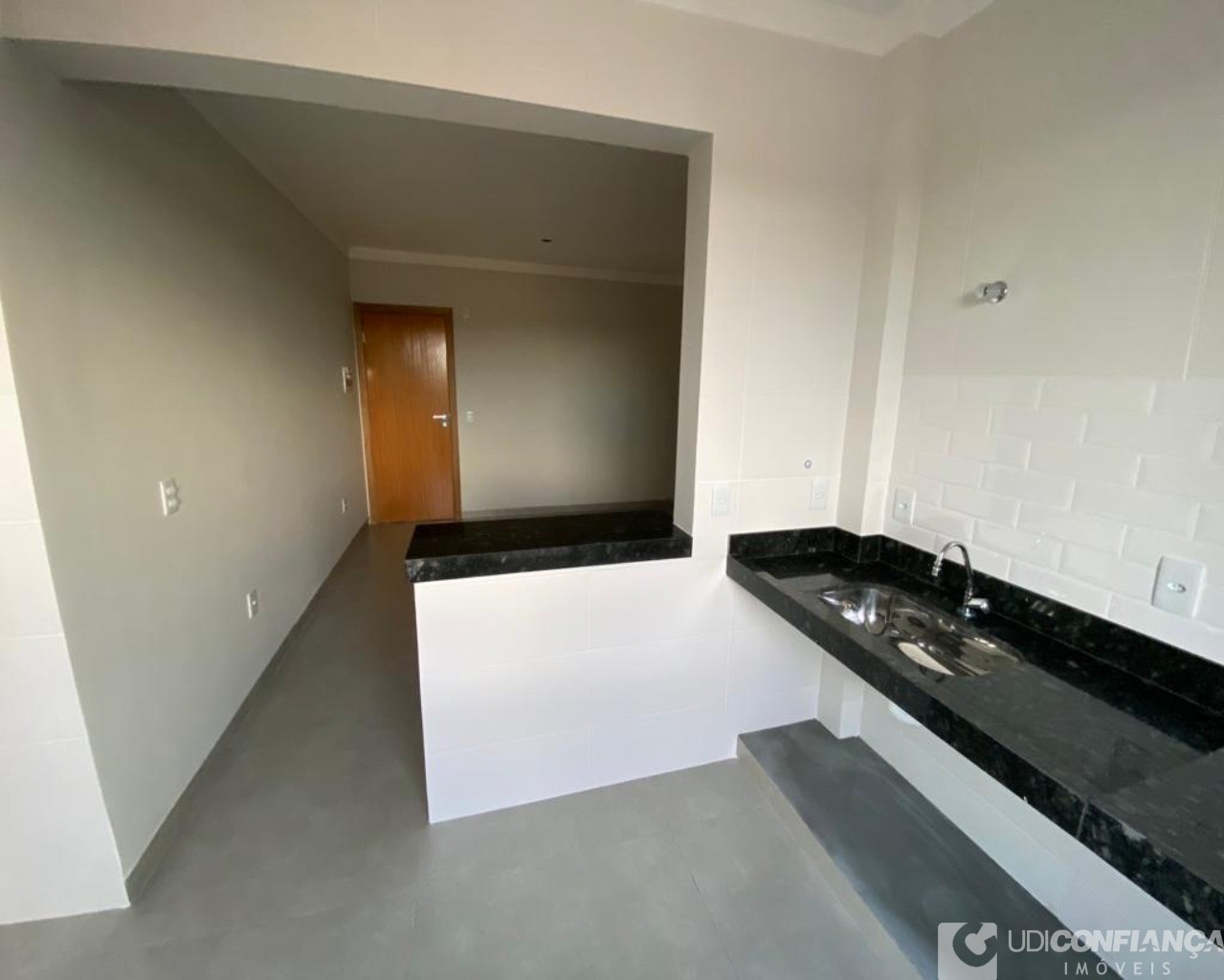 Apartamento à venda com 2 quartos, 50m² - Foto 3