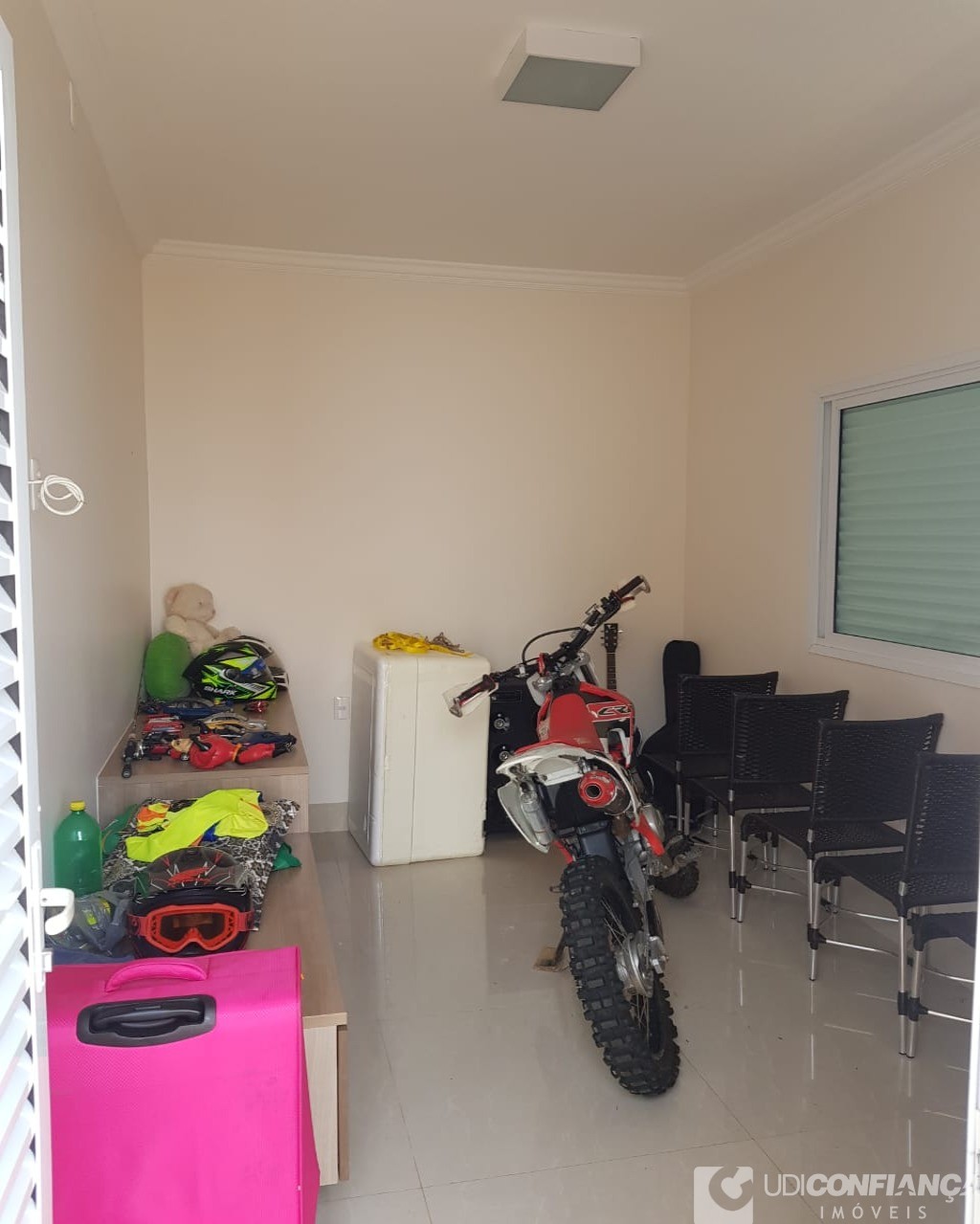 Casa à venda com 4 quartos, 250m² - Foto 29