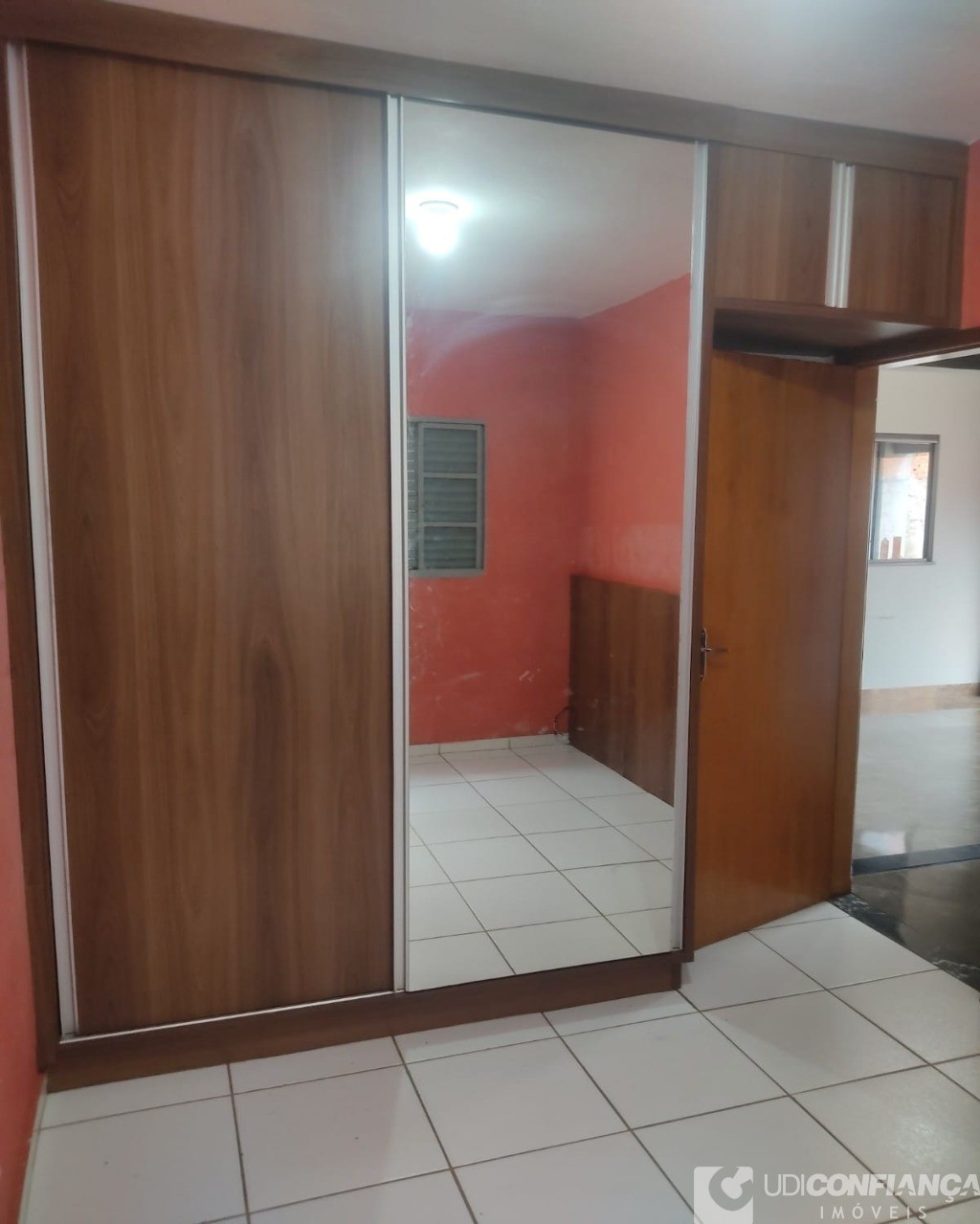 Casa à venda com 2 quartos, 250m² - Foto 17