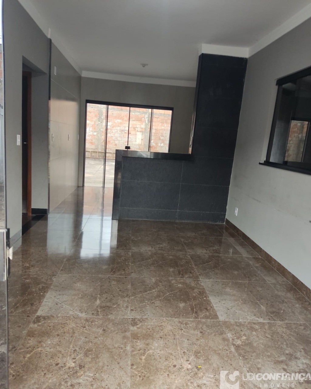 Casa à venda com 2 quartos, 250m² - Foto 5