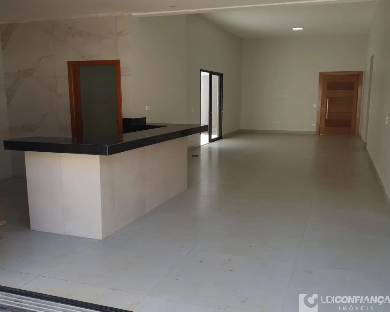 Casa à venda com 3 quartos, 425m² - Foto 3