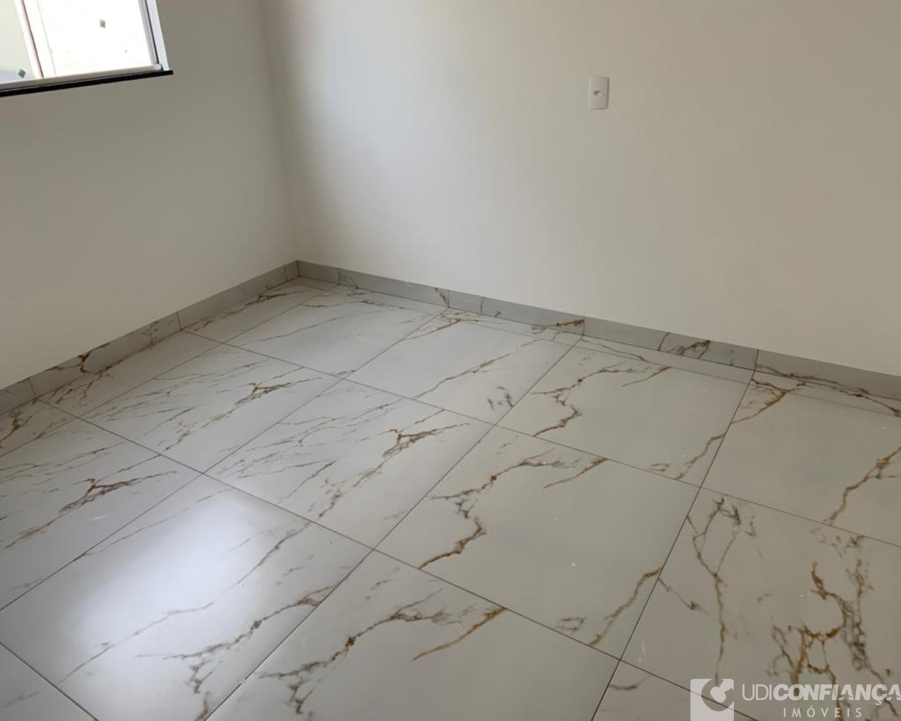 Casa à venda com 2 quartos, 125m² - Foto 7