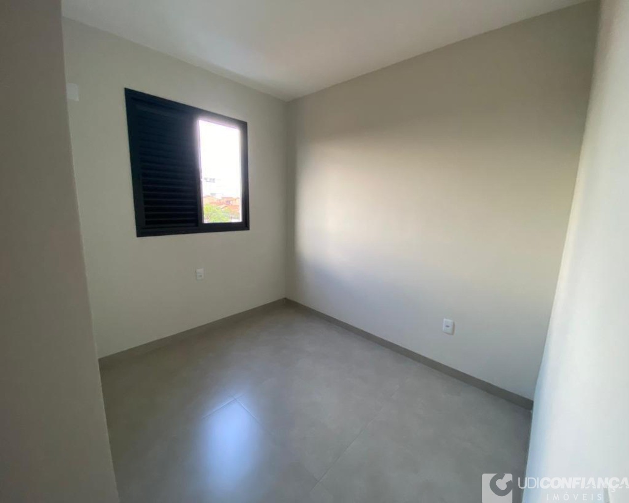 Apartamento à venda com 2 quartos, 50m² - Foto 4