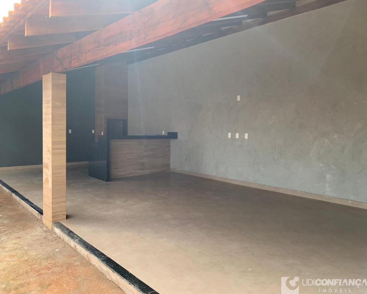 Casa à venda com 2 quartos, 125m² - Foto 13