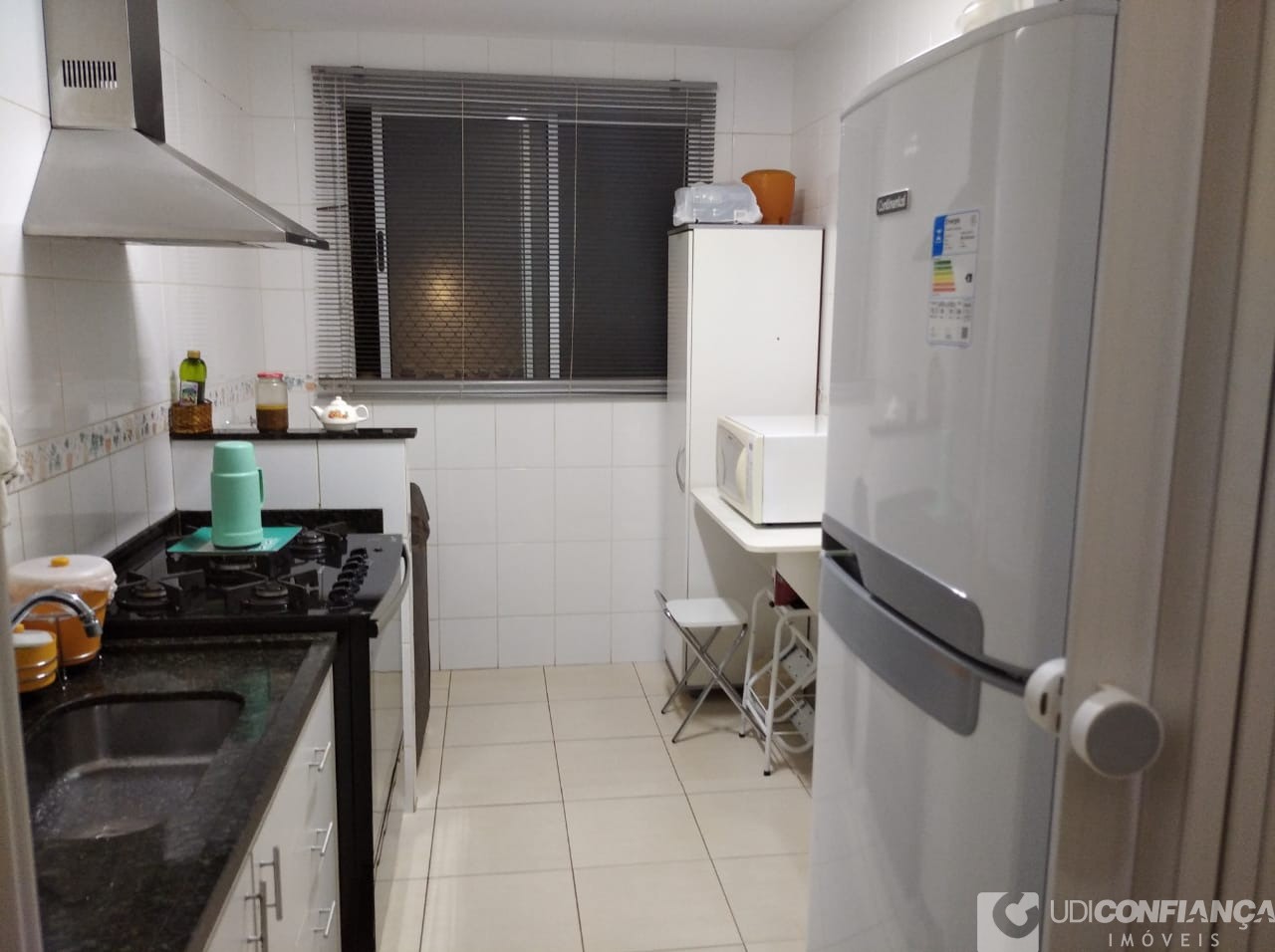 Apartamento à venda com 2 quartos, 70m² - Foto 7