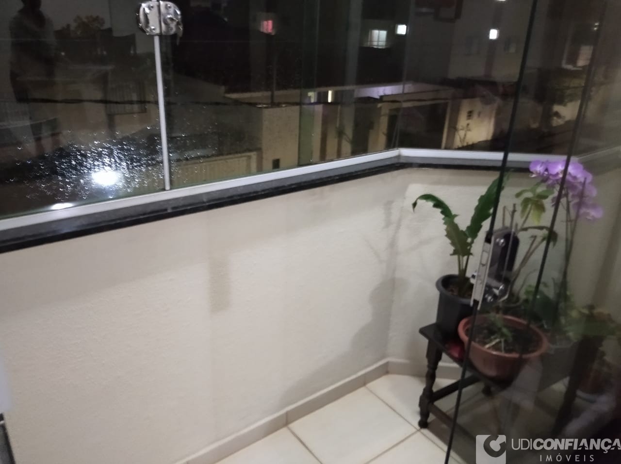 Apartamento à venda com 2 quartos, 70m² - Foto 8