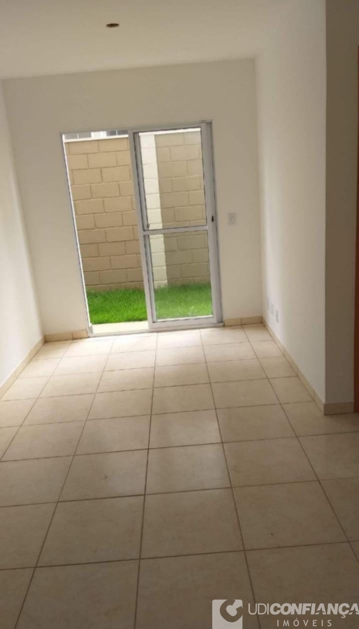 Apartamento à venda com 2 quartos, 80m² - Foto 1