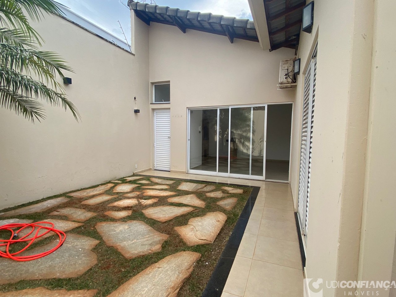 Casa à venda com 3 quartos - Foto 7