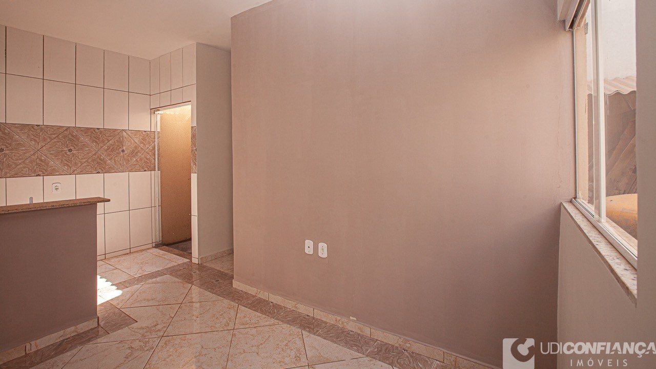 Casa à venda com 2 quartos, 50m² - Foto 10