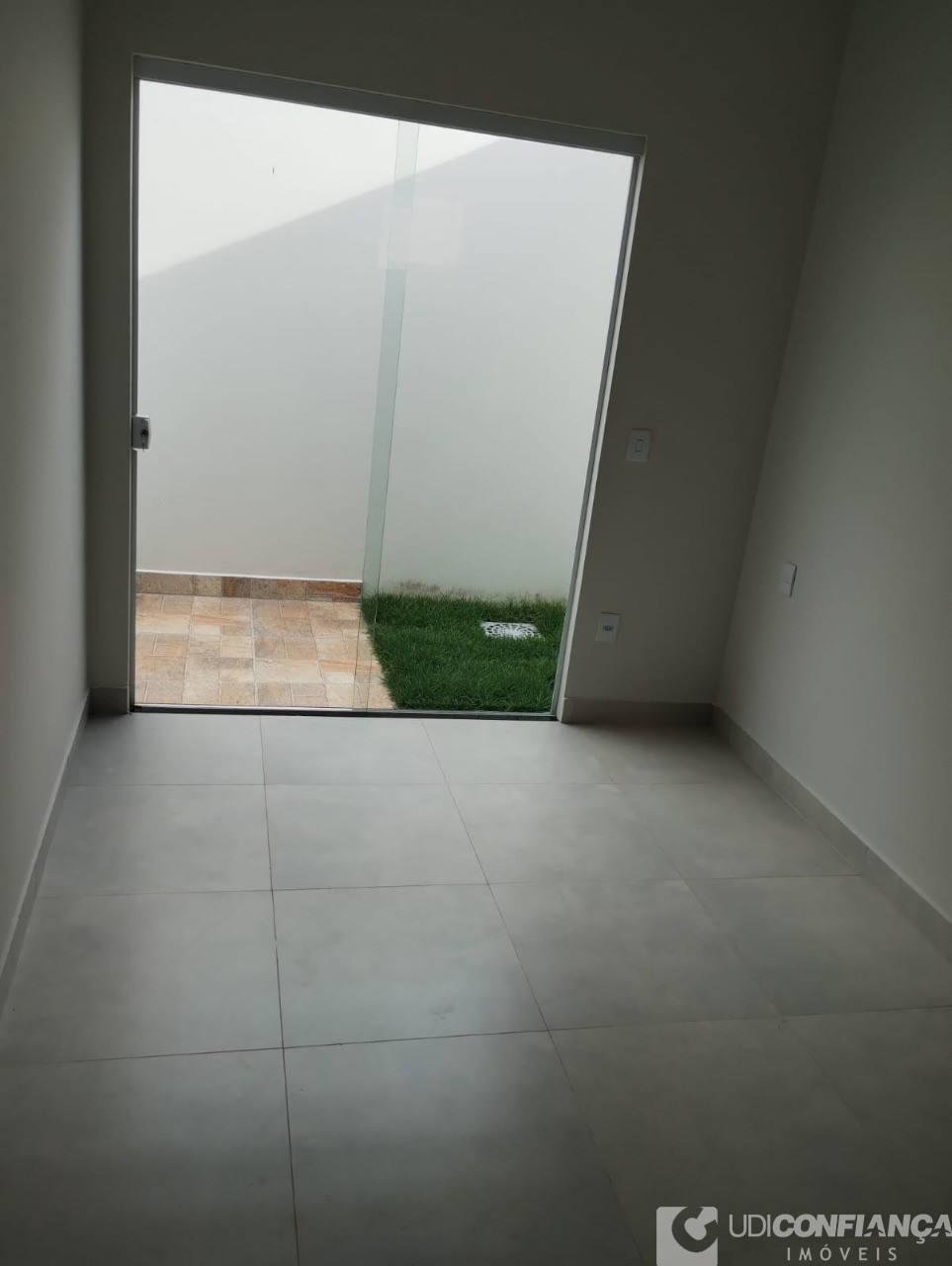 Casa à venda com 3 quartos, 80m² - Foto 5