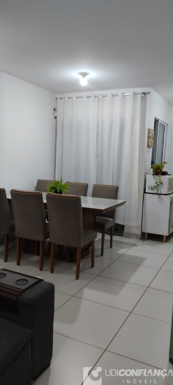 Apartamento à venda com 2 quartos, 51m² - Foto 2