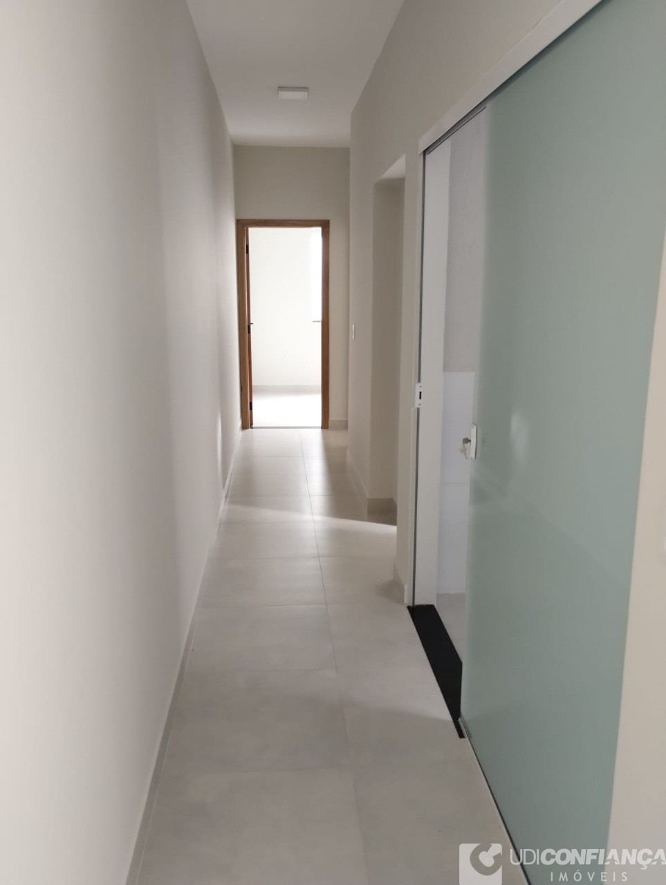 Casa à venda com 3 quartos, 80m² - Foto 10