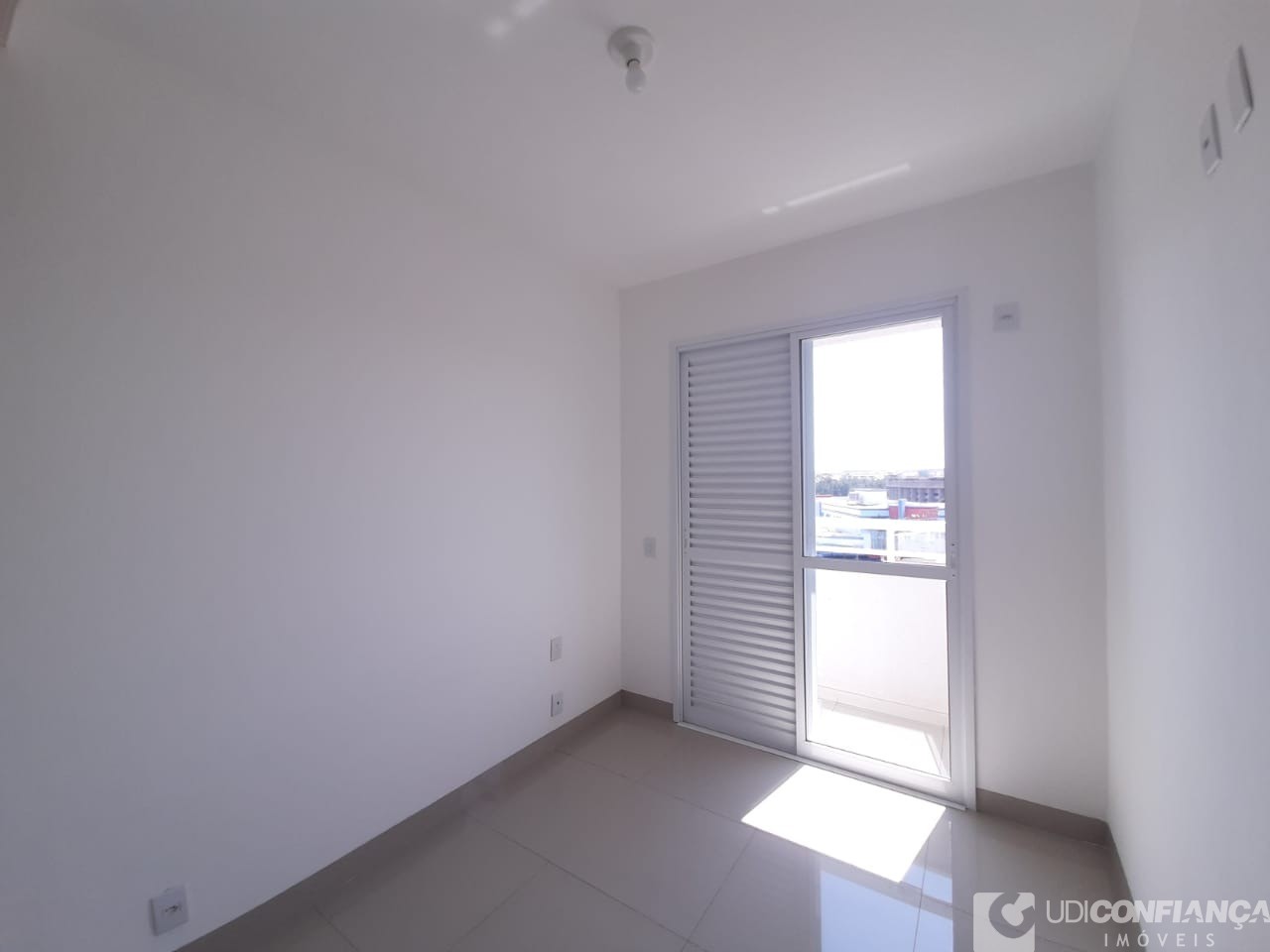 Apartamento à venda com 2 quartos, 50m² - Foto 11