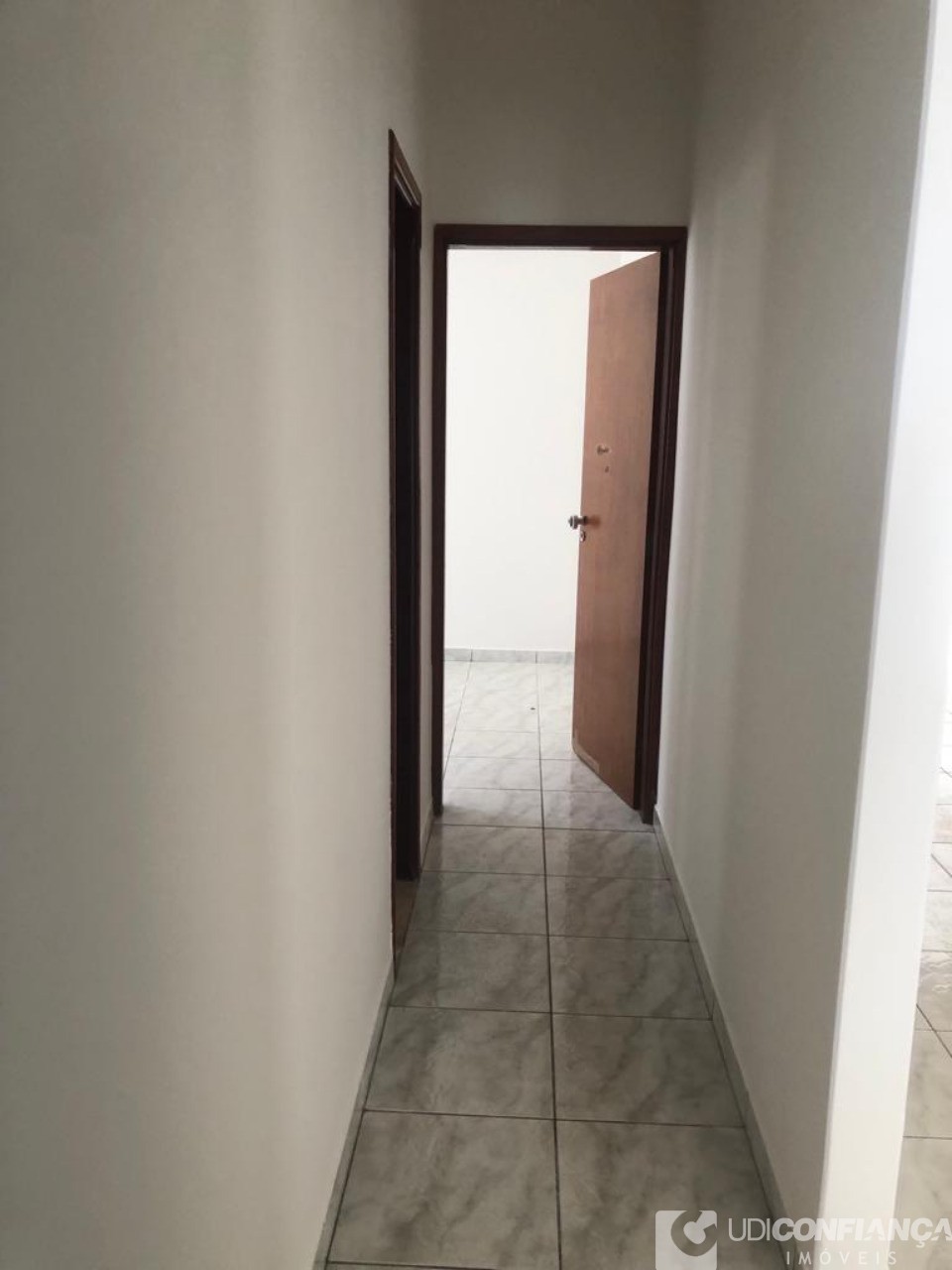 Casa à venda com 3 quartos, 182m² - Foto 11