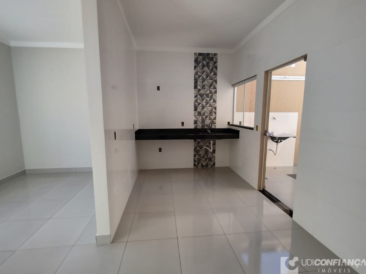 Casa à venda com 3 quartos - Foto 7