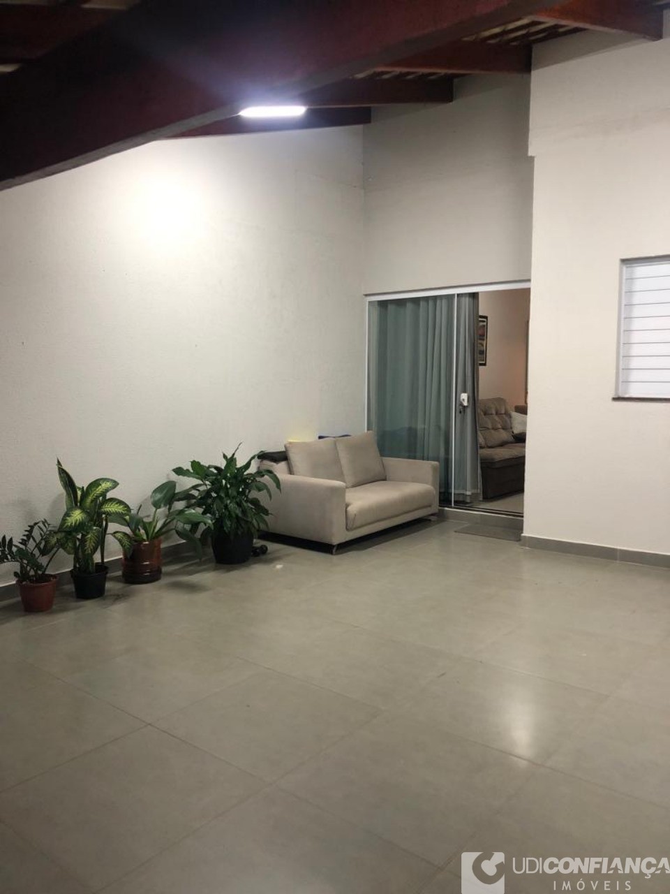 Casa à venda com 2 quartos, 100m² - Foto 23