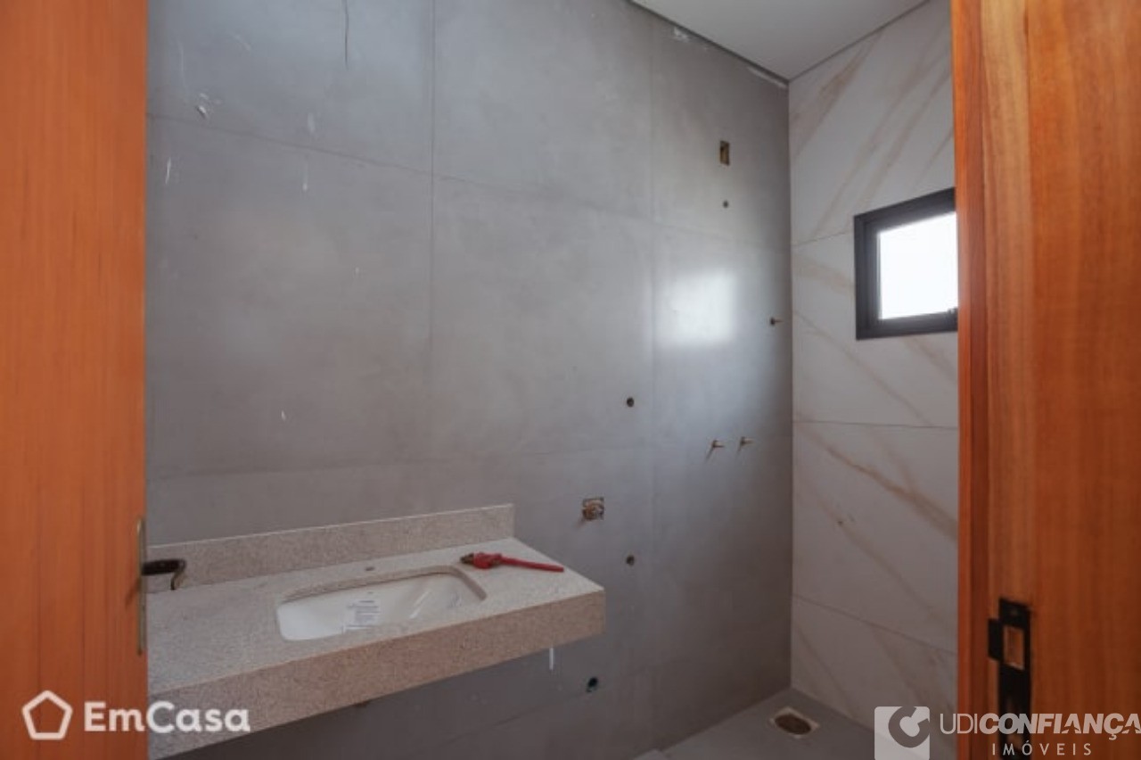 Casa à venda com 3 quartos, 80m² - Foto 10