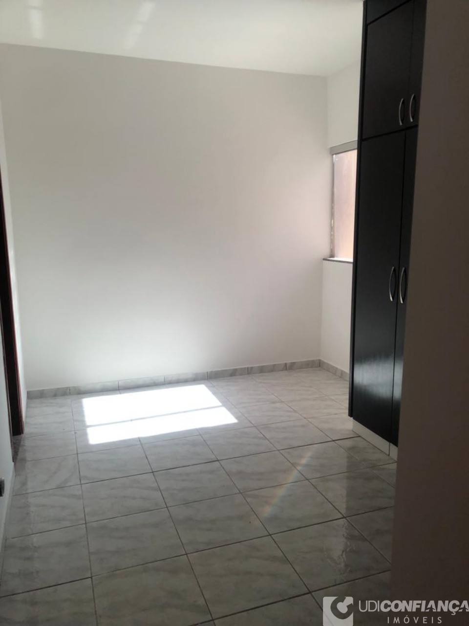 Casa à venda com 3 quartos, 182m² - Foto 7