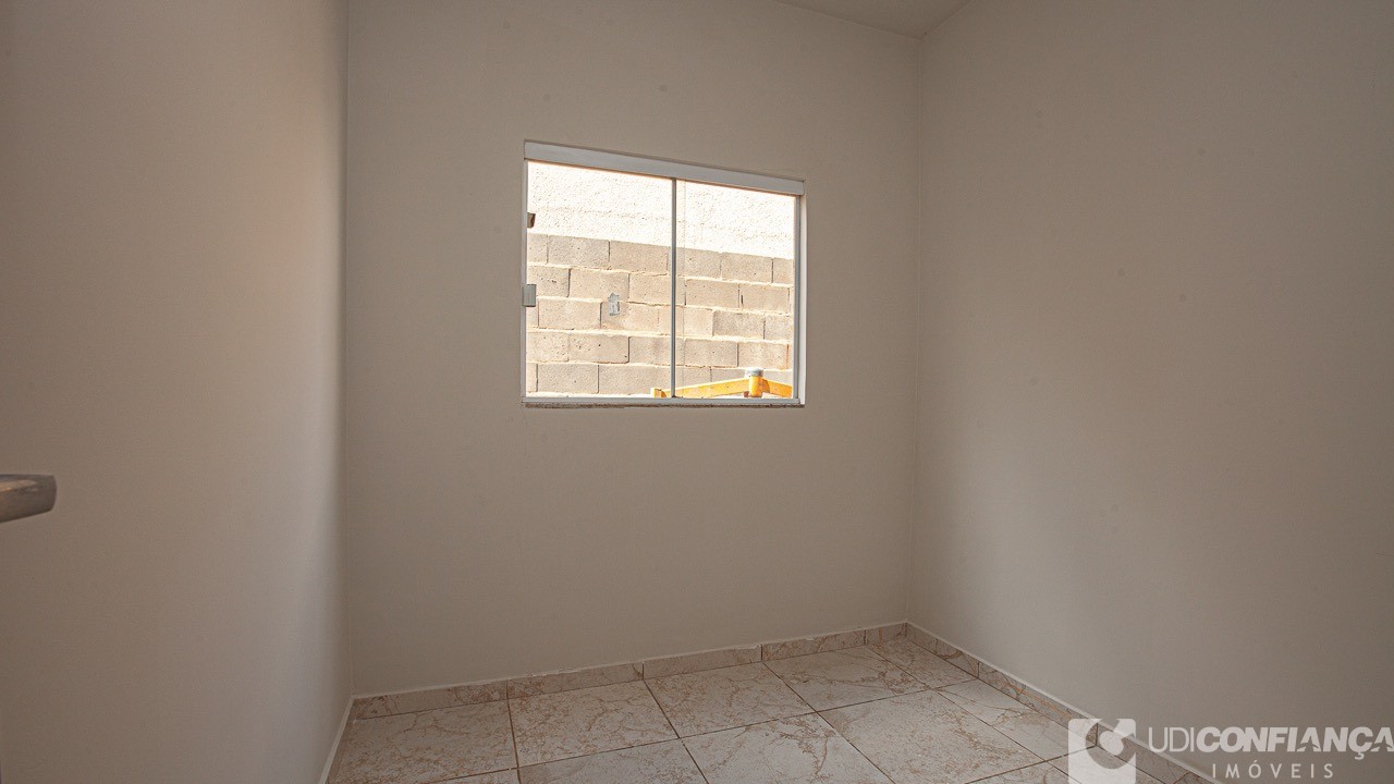 Casa à venda com 2 quartos, 50m² - Foto 16