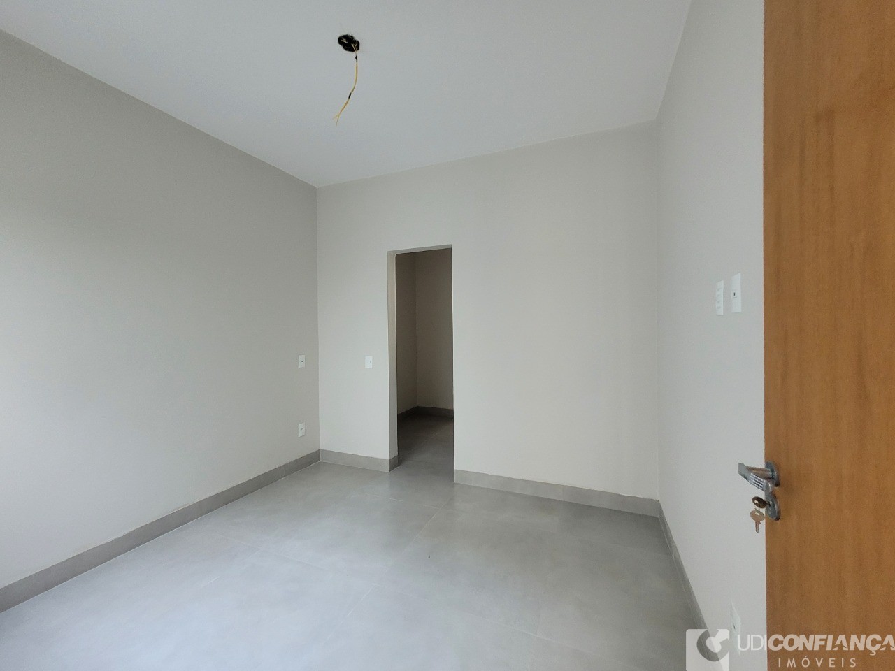 Casa à venda com 3 quartos, 85m² - Foto 7