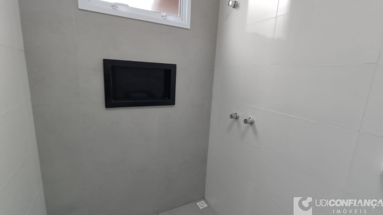 Casa à venda com 3 quartos, 270m² - Foto 10