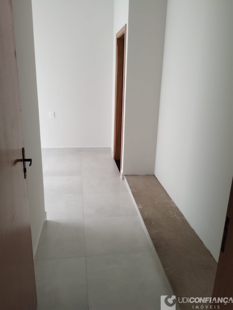 Casa à venda com 3 quartos, 80m² - Foto 17