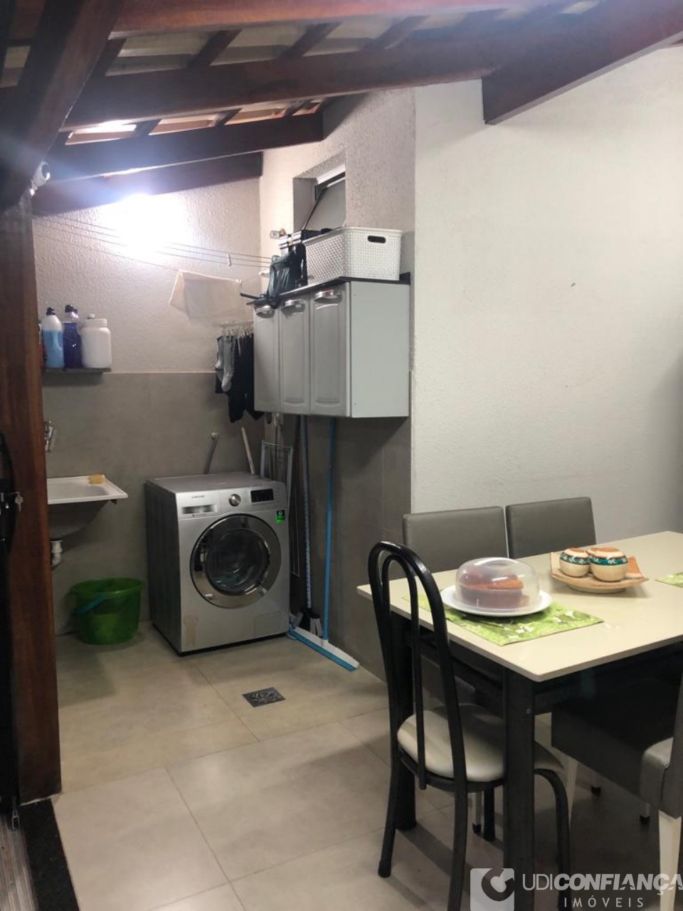 Casa à venda com 2 quartos, 100m² - Foto 18