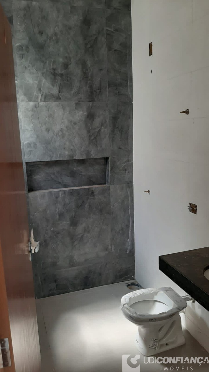 Casa à venda com 3 quartos, 81m² - Foto 17