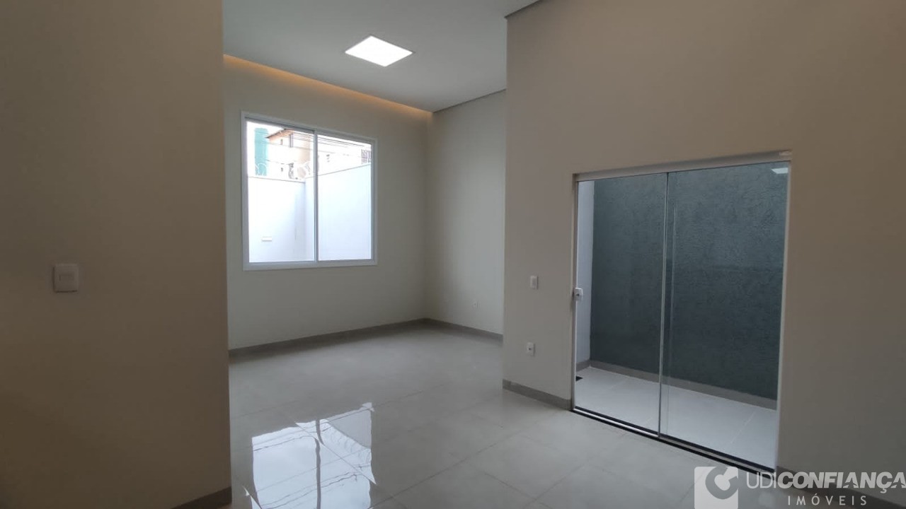 Casa à venda com 3 quartos, 270m² - Foto 8