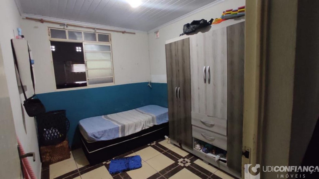 Casa à venda com 3 quartos, 200m² - Foto 3