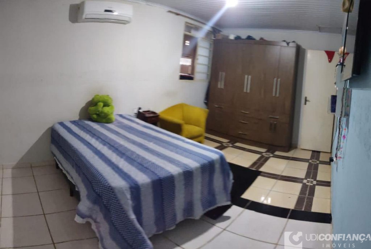 Casa à venda com 3 quartos, 200m² - Foto 5