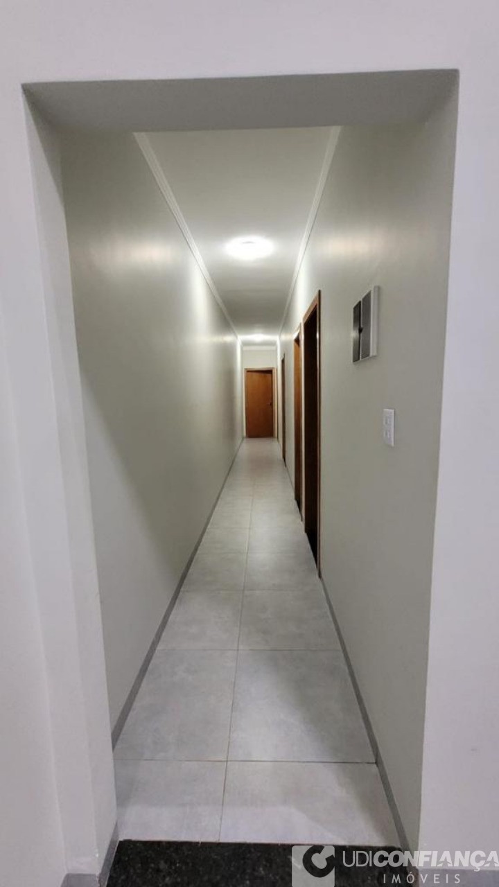 Casa à venda com 4 quartos, 180m² - Foto 29