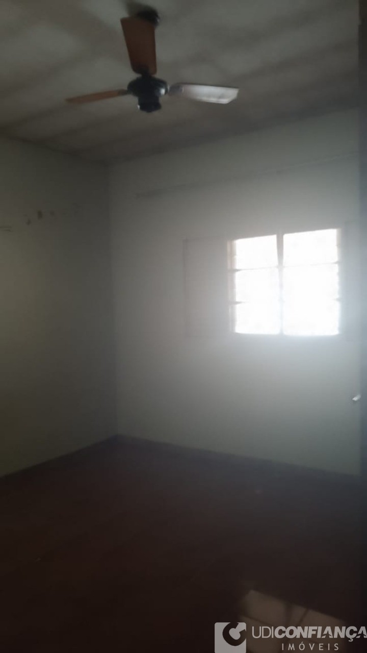 Casa à venda com 3 quartos, 240m² - Foto 20